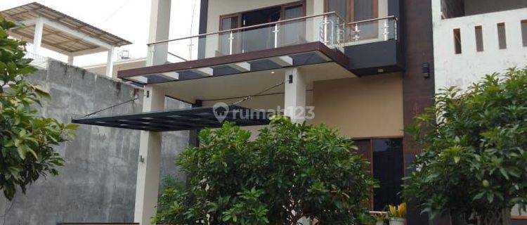 Villa Super Mewah Full Furnished Pusat Kota Batu 0 Jl Raya Poros 1