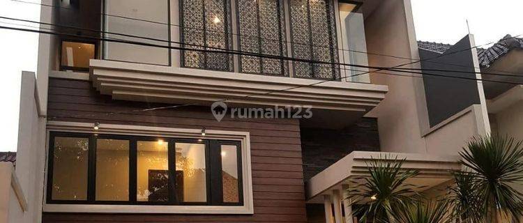 Rumah Kos 3 Lantai di Suhat, Malang 1