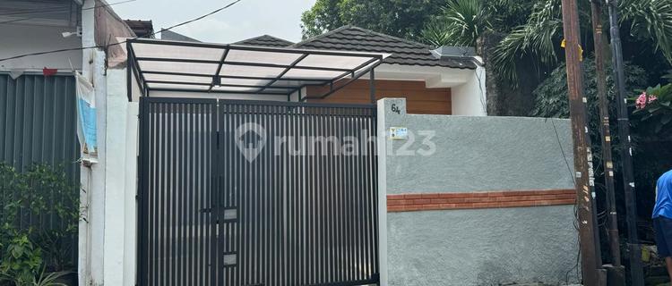 House in Kalibata Duren Tiga, two-car road access. 1