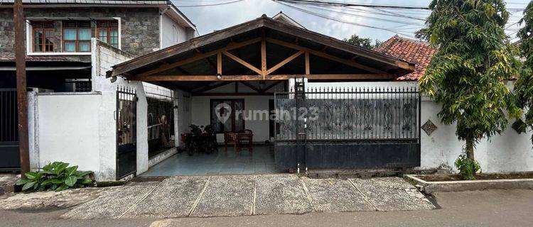 Rumah di dalam komplek kalibata, akses jalan 3 mobil 1
