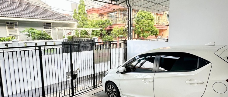 Rumah Bagus Terawat Siap Huni Duri Kepa 1