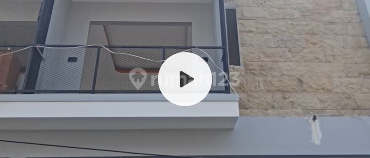 New House in Duri Kepa Access for 2 Cars 1