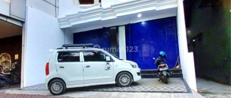 Rumah Baru Strategis 2 Lantai Deket Mall Solo Square 1