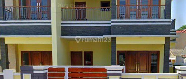 Rumah Bagus Terawat Dekat Hotel The Sunan 1