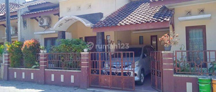Rumah bagus asri semi furnish di klaten selatan 1