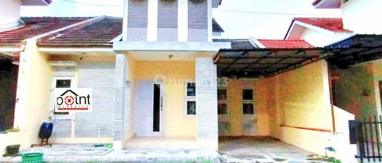 Rumah second Bagus siap huni dekat luwes Gentan 1