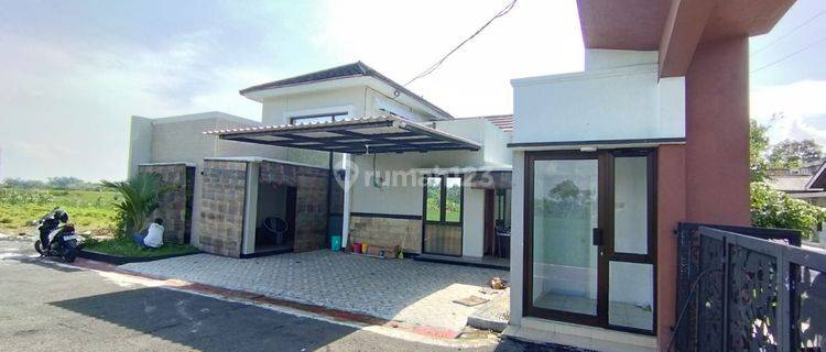 Rumah Nagus siap huni di Cluster Mojolaban 1