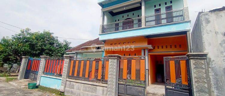 Rumah Bagus 2 lantai proses finishing di Ngemplak 1