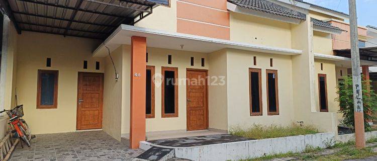 Rumah Cluster Bagus Dekat Ke Kampus UMS Solo 1