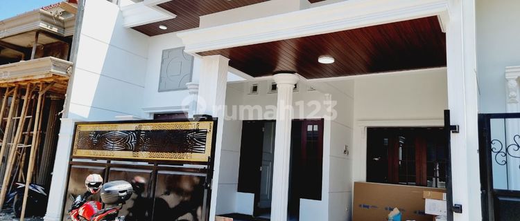 Nice New House 1.5 floors Near Luwes Gentan 1