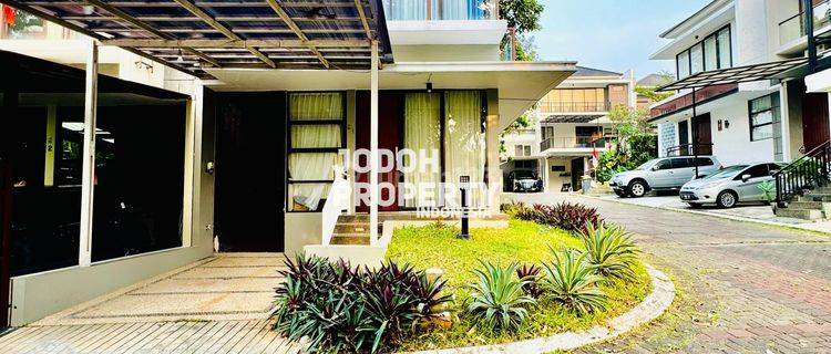 JUAL RUMAH SECONDARY FULLY FURNISHED DEKAT MRT LEBAK BULUS DI CIRENDEU  1