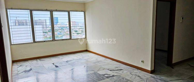 Apartemen Mewah Mitra Sunter Boulevard 3 Kamar Tidur Bagus Semi Furnished 1