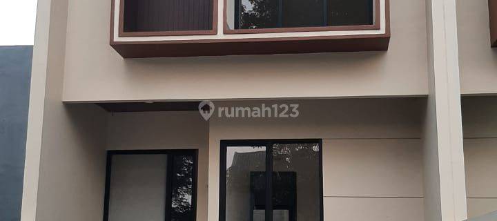 Rumah di Metland Puri 5x20m2, Brand New , 2 Lantai Full , Ready 1