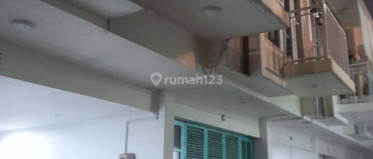 Rumah Minimalis Cluster Damar Jakarta Pusat  1