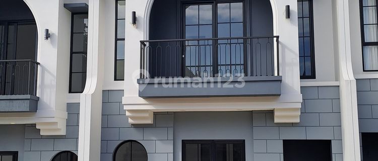 Modern House in Cinere Depok, Serene Environment, Negotiable Until Deal 1