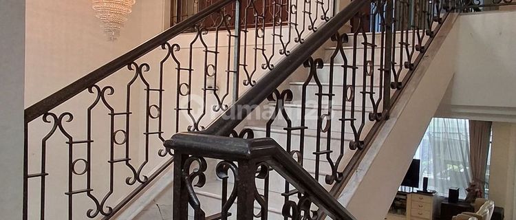 For Sale Luxury House in Elite Area Patiunus Kebayoran Baru South Jakarta - Land Area 1,026 M², 2 Floors + Basement, Swimming Pool 1