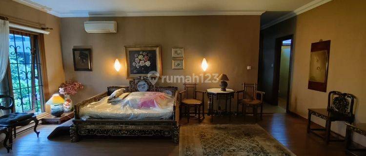 Di Jual Cepat Butuh Uang Rumah Homey dan Aman Taman S Parman, Jakarta Barat 1