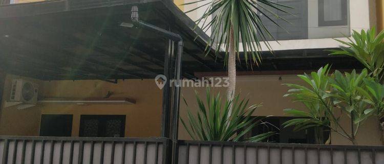 Rumah 2 Lantai di Komplek Perumahan Kavling AL, Duren Sawit 1