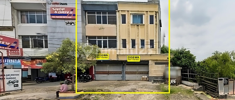 For Rent: Twin Shophouse 2 Doors 3 Floors by Kartini Street 1