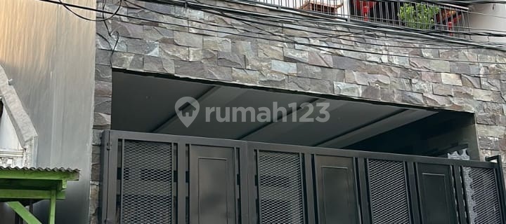 For Sale Muara Karang 8 House size 10x20m2 in North Jakarta 1