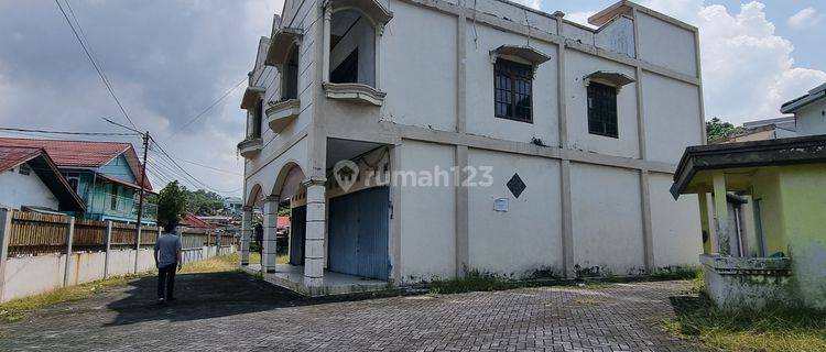 kantor dan gudang di tengah kota balikpapan 1
