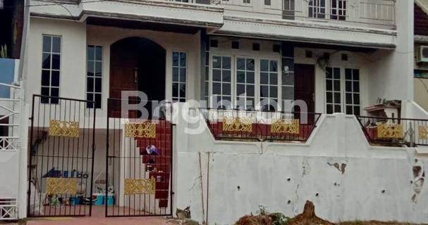 Rumah besar dan cantik di Balikpapan Baru 1