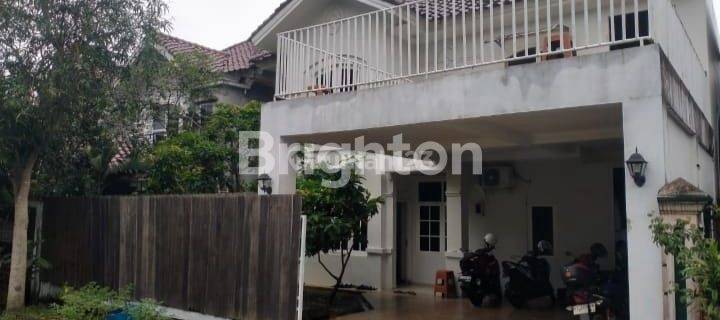 rumah cantik minimalis 2 lantai di bhumi nirwana 1