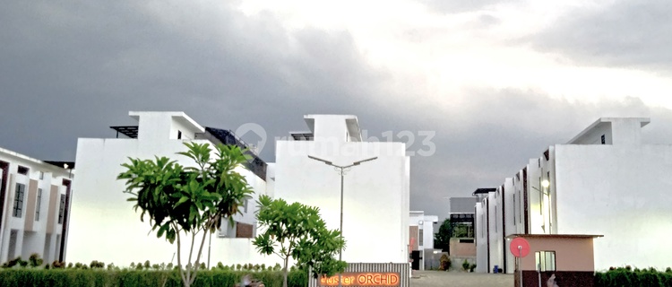 New House, Ready to Occupy. Green Park Complex, STM Ujung. Near POS 1