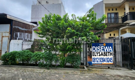 Disewakan Rumah 1,5 Lt, Rapi, Row 2 mobil, dekat Kelapa Gading 1