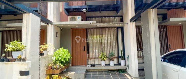  WTS Dijual Rumah Fleekhauz Greenwich BSD Full Furnished 1