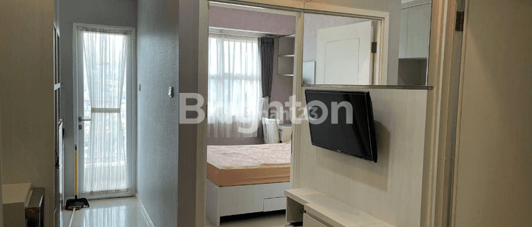 APARTEMEN PARAHYANGAN RESIDENCE, LT 28, SIAP HUNI, VERY FULL FURNISHED 1