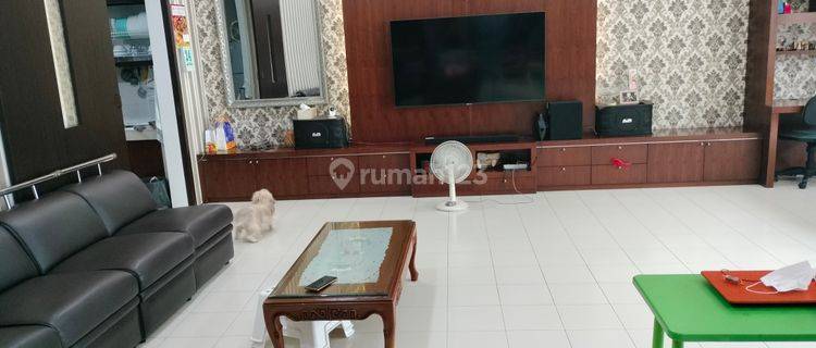 Rumah Cantik Di Perumahan Muara Karang Full Furnished Ada Basement 1