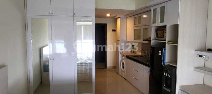 Apartemen Studio Besar Bagus Full Furnished Apartemen Orange County  1