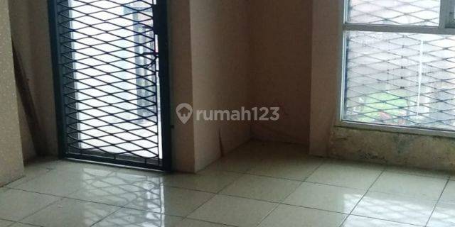 Disewakan Ruko 4lt Luas B 220m2 Parkiran 2 Mobil di Menteng 1