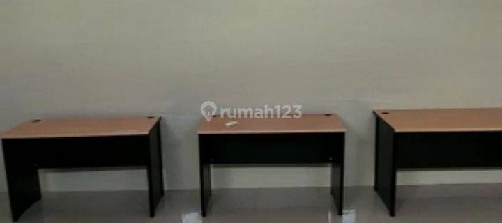 Disewa gudang dan office space luas 55m2 dekat menteng di jakarta pusat 1