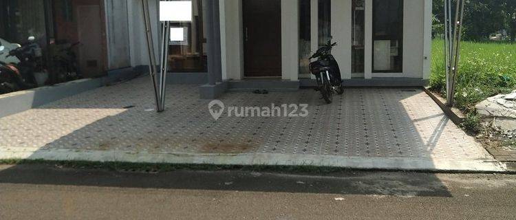 Rumah Bagus perbatasan BSD Bogor dekat akses tol 1