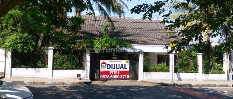 Dijual Rumah Pinggir Jalan Komersil dekat Sekolah, Hotel, Resto, dan Kafe  1