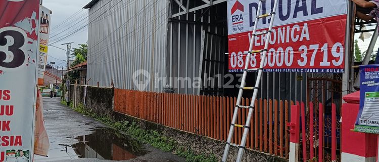 Dijual Rumah Pinggir Jalan Cocok untuk Berbagai Jenis Usaha 1