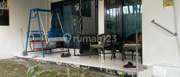 Disewakan Rumah Furnish Dekat Ke Pajajaran 1