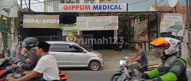 For Sale 3-Story Shophouse in Gunung Batu, Bogor 1