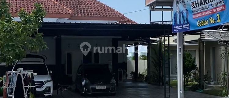 Selling House at Friendly Price Near Pamekasan City Suitable for Residence or Business 1