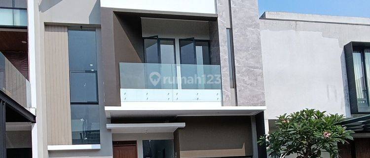 Rumah Elegan Di Cluster Elite Singgasana Pradana Haven Timur 1