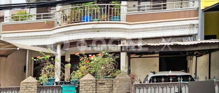 Giring-Giring House, Kelapa Gading, North Jakarta 1