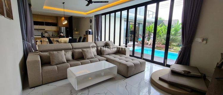 New Luxury Villa For Rent with Beach View In Ungasan  1