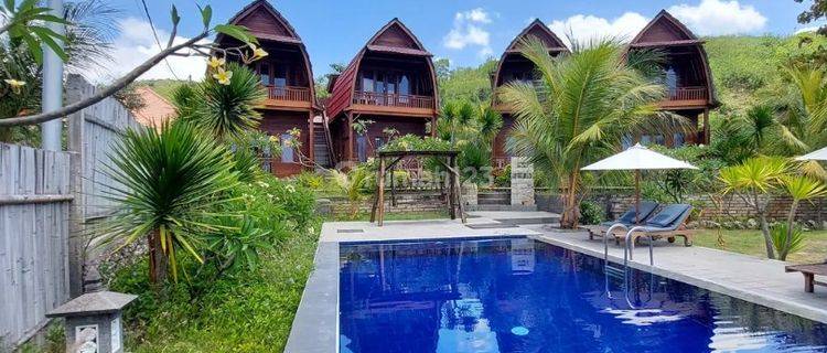 FOR SALE BEAUTIFUL BEACH HUTS OCEAN VIEW IN NUSA PENIDA 1