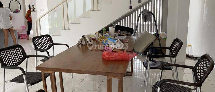 Disewakan Rumah Siap Huni, Bagus, Setra Duta 1