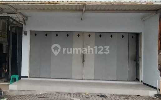 Commercial Building, Business Location, Strategic, Crowded on Main Road Padalarang. 1