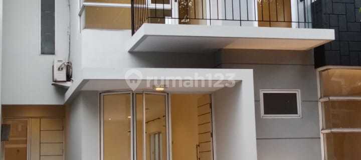 Rumah 2 Lantai Siap Huni Dekat Mall Kota Wisata Cibubur di Jual 1