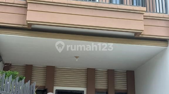 Jual Cepat Turun Harga Rumah 3 Lantai di Gelong Baru Tomang Jakarta Barat 1