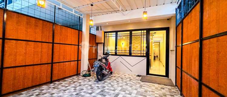 Modern 3-Storey Boarding House Strategic Location in Tanjung Duren Raya Area, West Jakarta 1